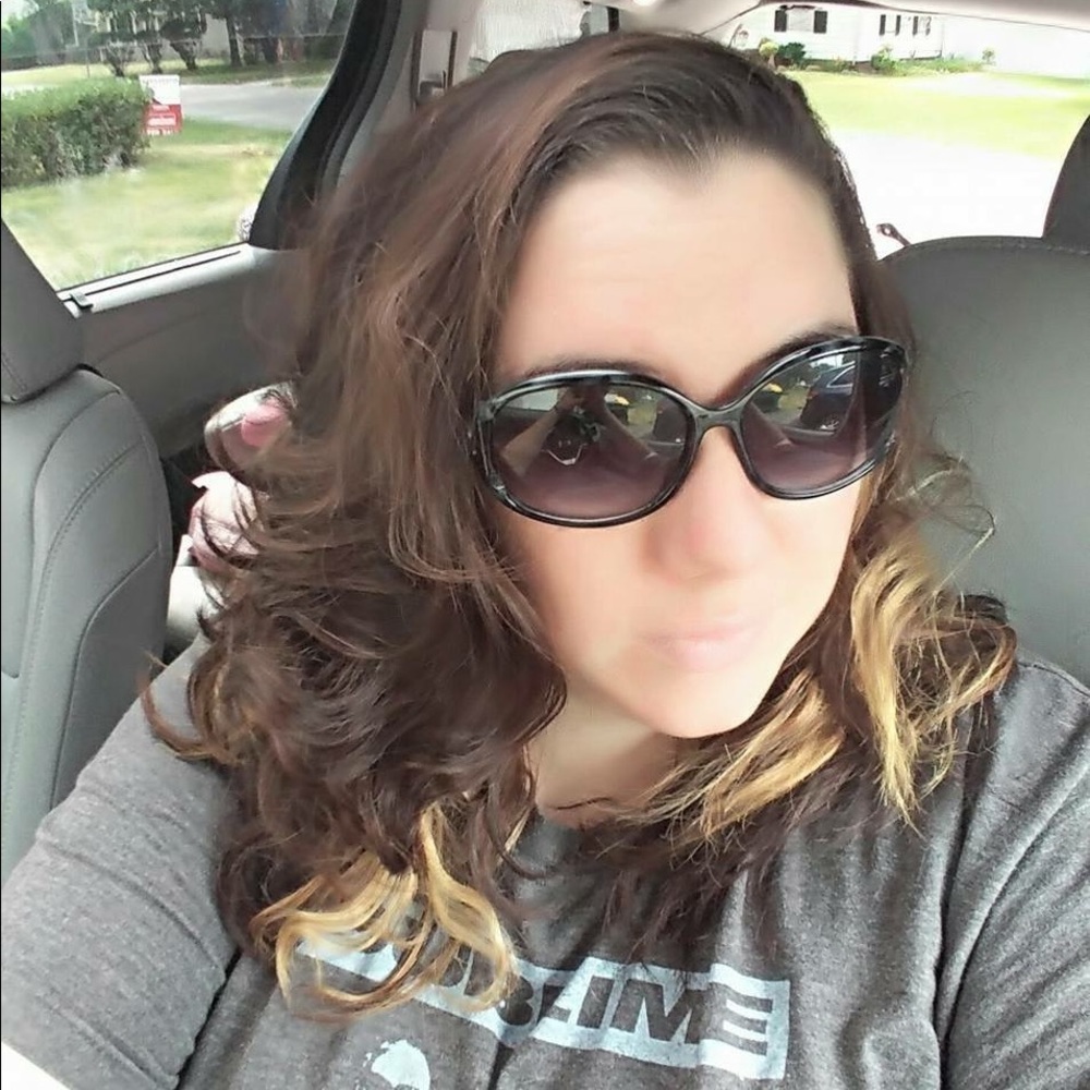 Meet your Posher, Tiffany